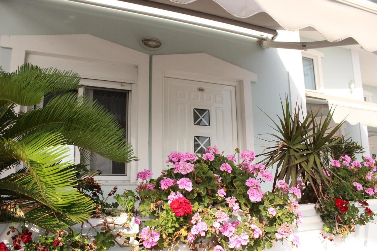 Bebi Hotel And Apartments Sarande Luaran gambar