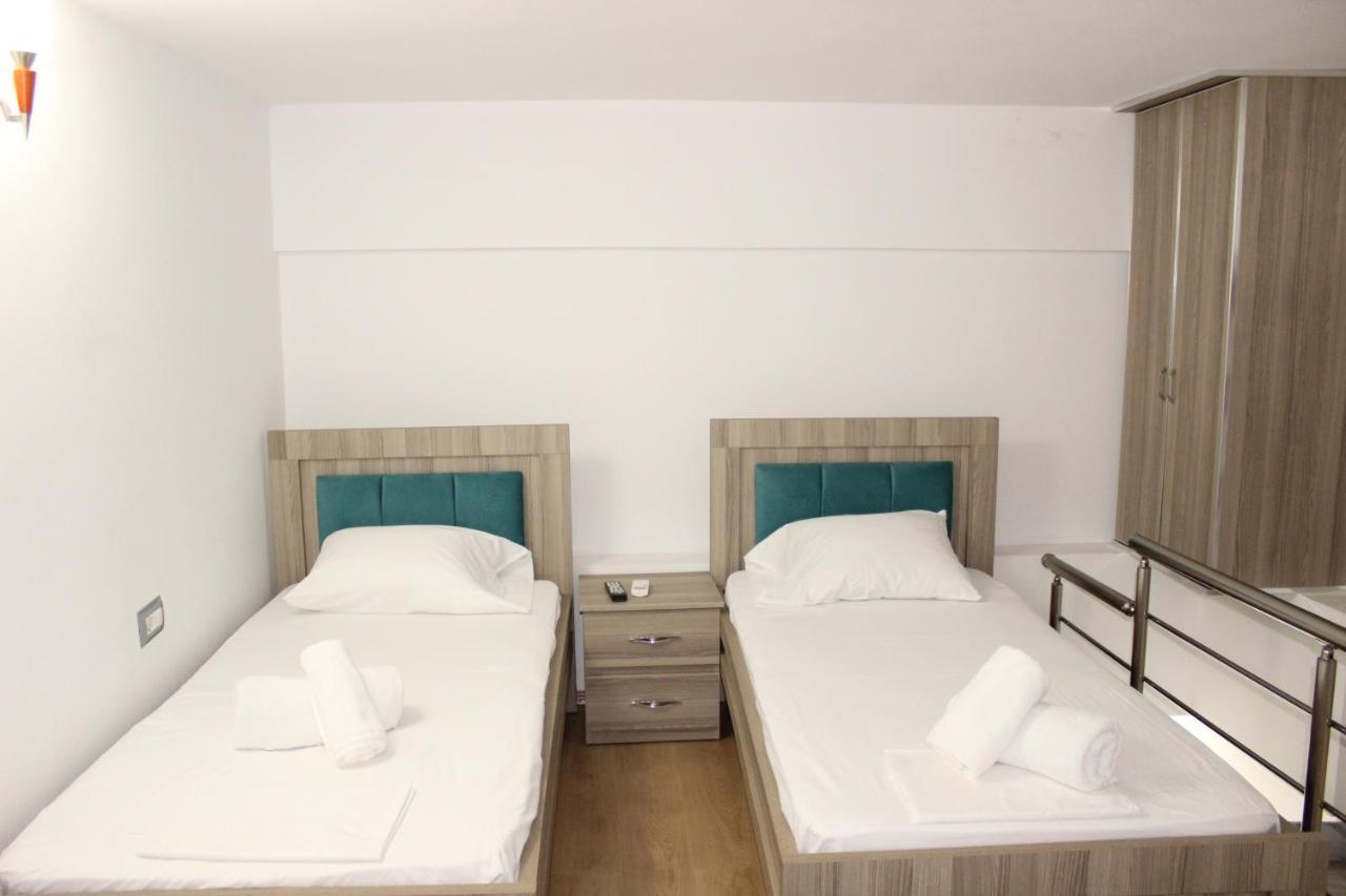 Bebi Hotel And Apartments Sarande Luaran gambar