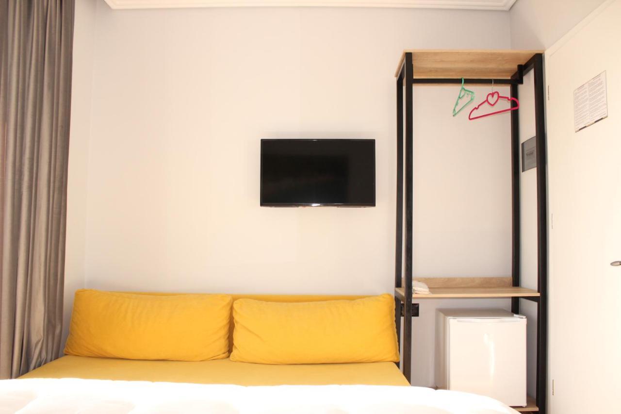 Bebi Hotel And Apartments Sarande Luaran gambar