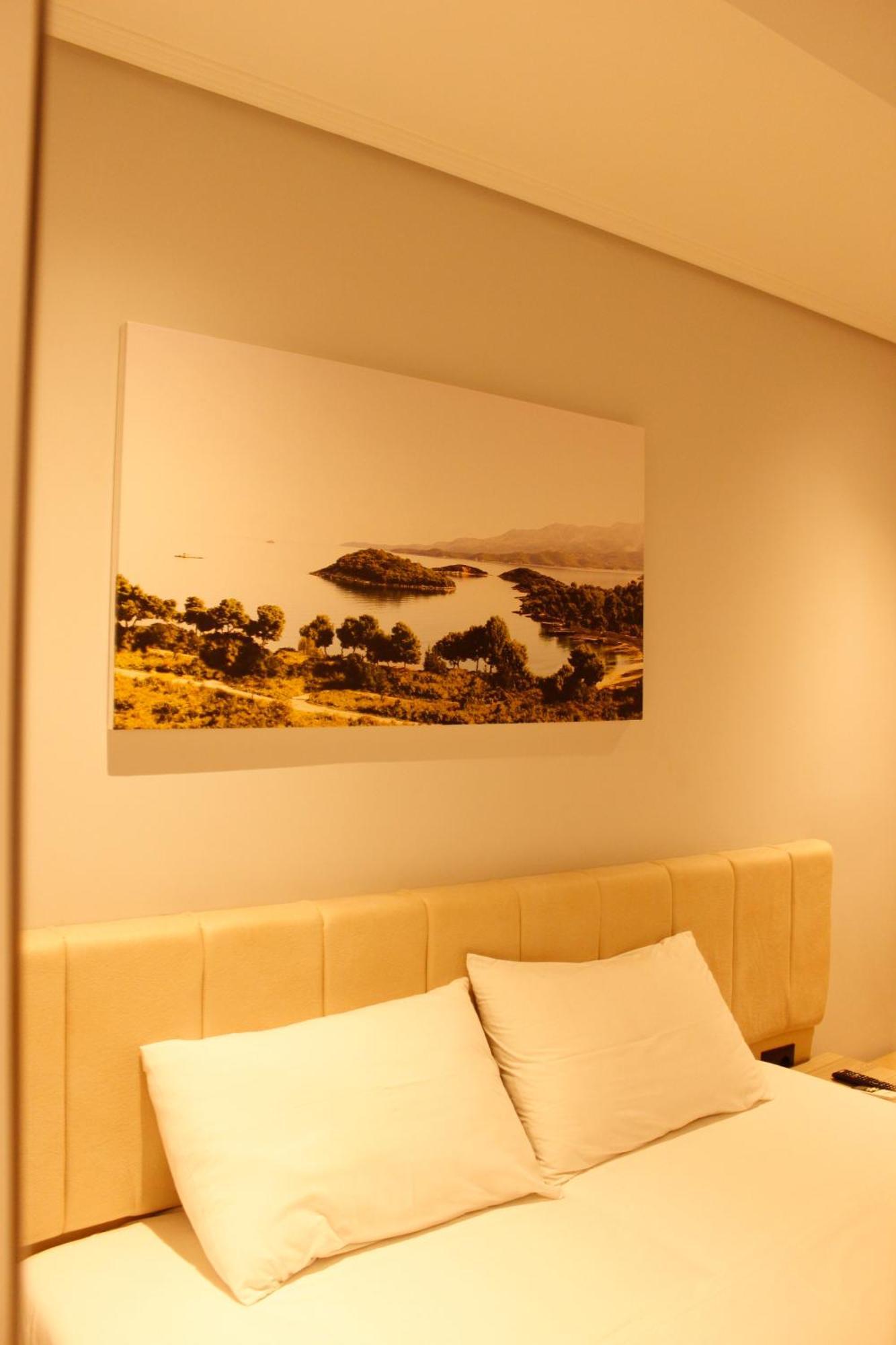 Bebi Hotel And Apartments Sarande Luaran gambar