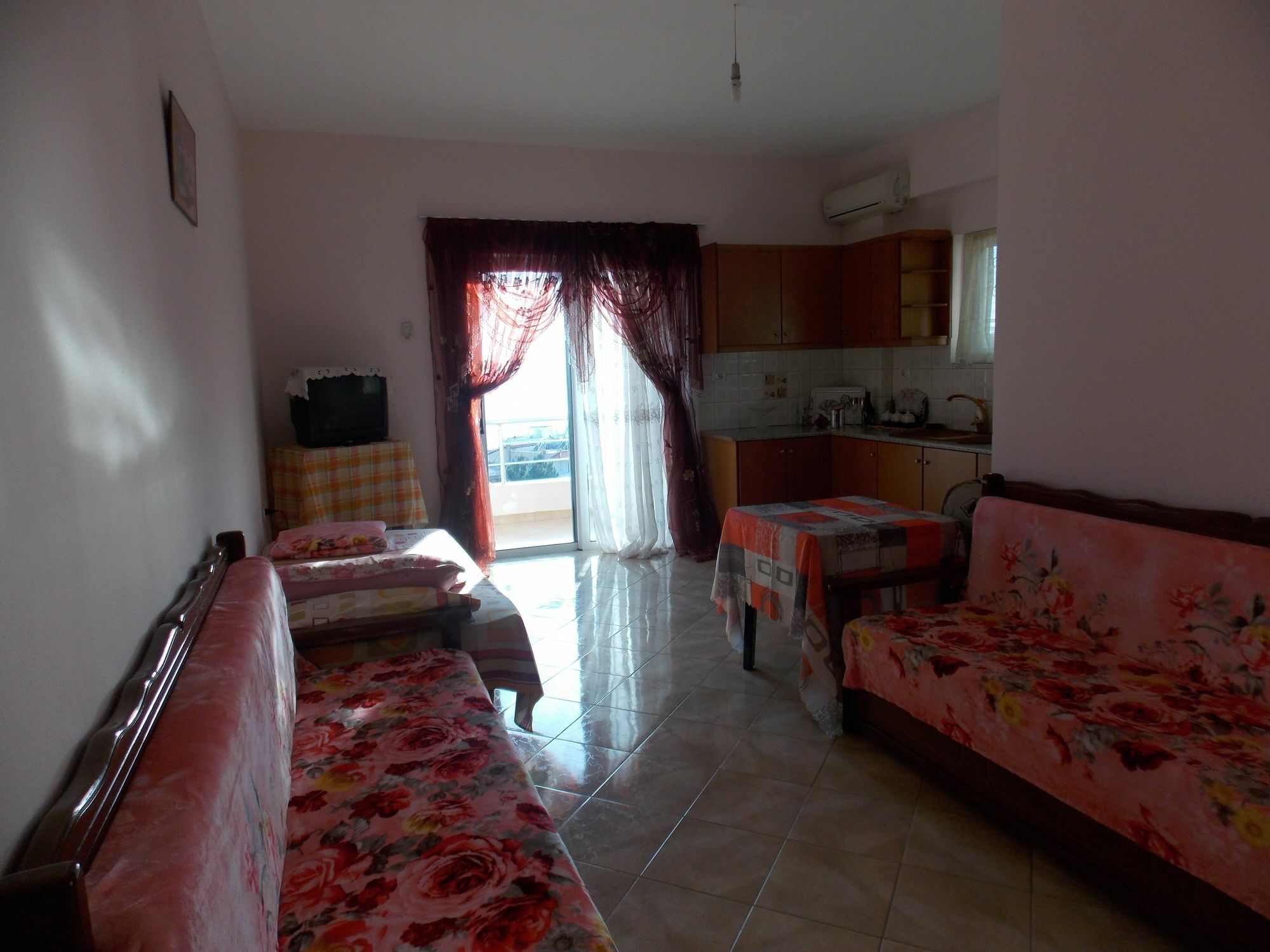Bebi Hotel And Apartments Sarande Luaran gambar